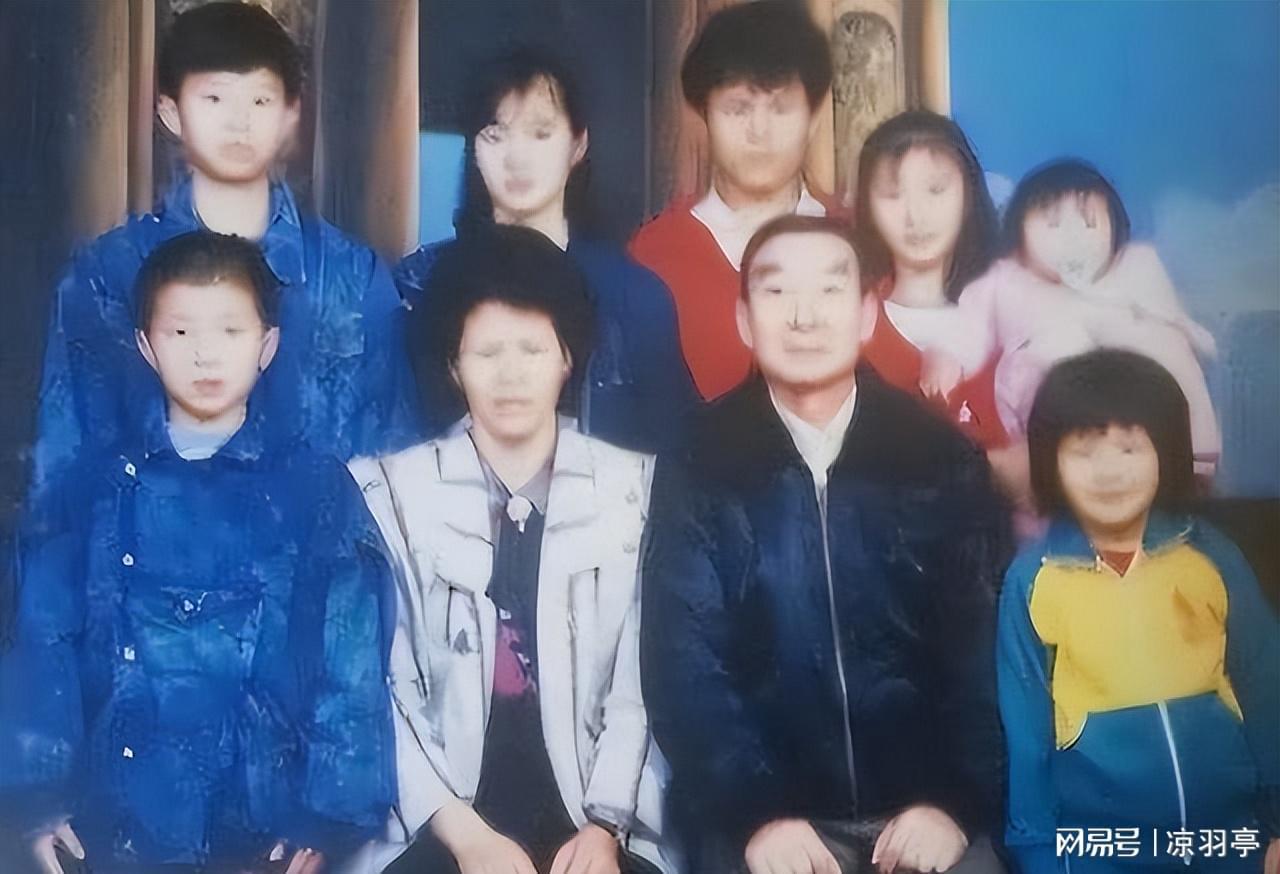 台湾92岁老兵回重庆祭祖，下飞机后却怒道：这不还是台北吗？